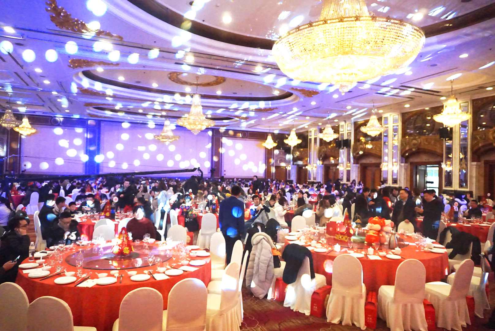 “聚焦高潛  鼠你最棒”——2020首屏集團(tuán)新春年會(huì)圓滿落幕